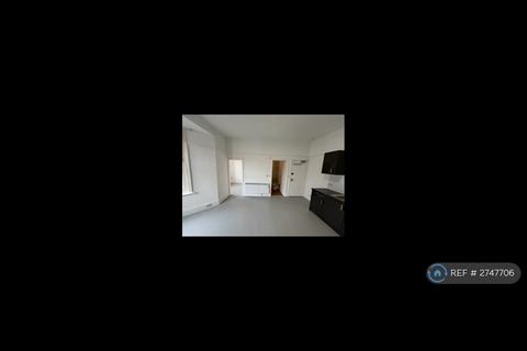 1 bedroom flat to rent, Cliff Road, Newquay, TR7