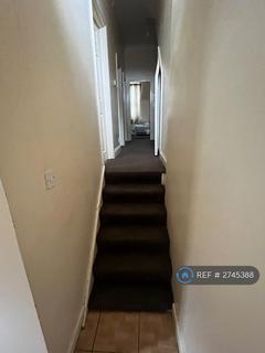 2 bedroom flat to rent, Pitshanger Lane, London, W5