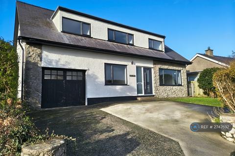 undefined, Nant Bychan, Moelfre, LL72