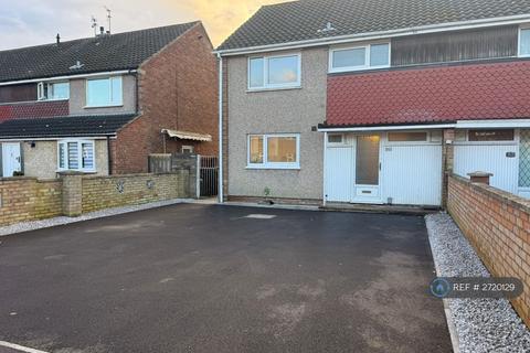 3 bedroom detached house to rent, Newark Drive, Corby, NN18