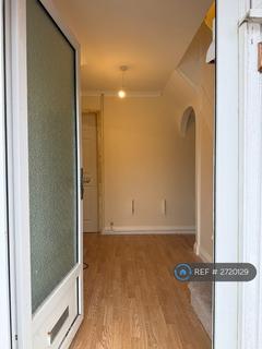 3 bedroom detached house to rent, Newark Drive, Corby, NN18