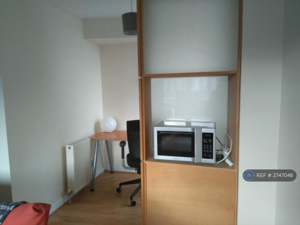 Office Space Off Lounge