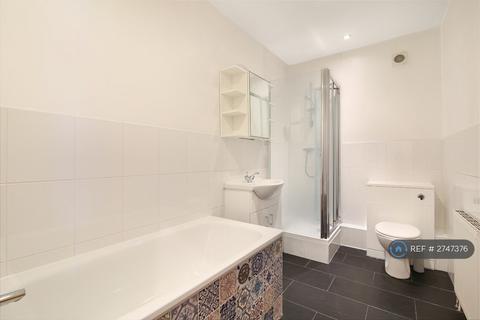2 bedroom flat to rent, The Grange, London, SE1