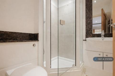 2 bedroom flat to rent, Harbour Reach, London, SW6