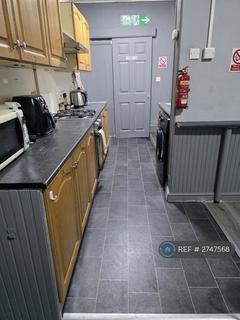 1 bedroom in a house share to rent, Liverpool Road, Eccles, M30