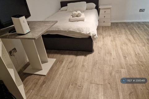 Studio to rent, Sloane Avenue, London, SW3