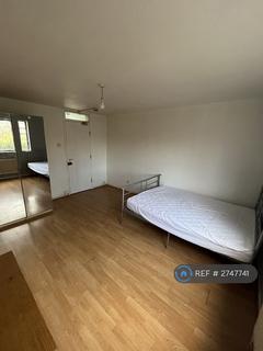 1 bedroom in a house share to rent, Towan Avenue, Fishermead, Milton Keynes, MK6