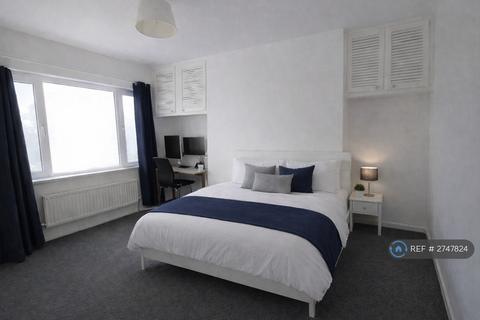 undefined, Newquay Road, London, SE6