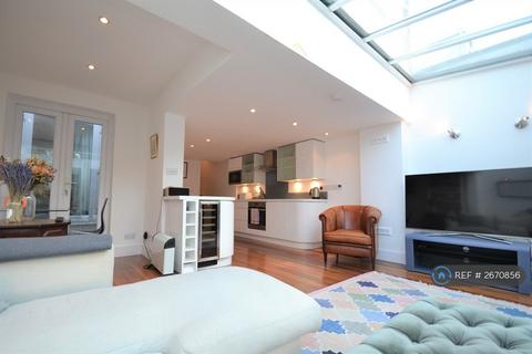 2 bedroom flat to rent, Fenwick Road, London, SE15