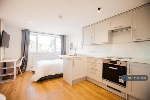 undefined, Green Acre, Aldershot, GU11