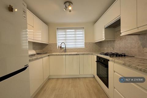 3 bedroom semi-detached house to rent, Little Dunmow, Monkston, Milton Keynes, MK10