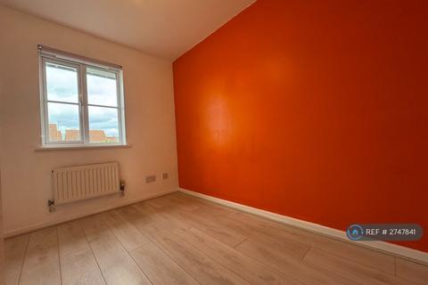 3 bedroom semi-detached house to rent, Little Dunmow, Monkston, Milton Keynes, MK10