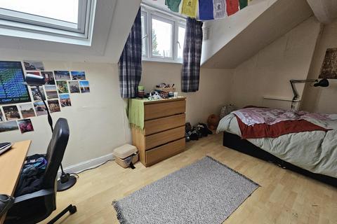 7 bedroom house to rent, Victoria Road, Leeds LS6
