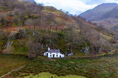 undefined, Tan Y Dderwen, Nant Peris, Caernarfon, Gwynedd LL55 4UL