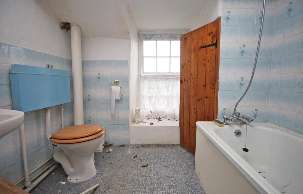 Bath Tan Y Dderwen Nant Peris-14 T202601071242.jpg