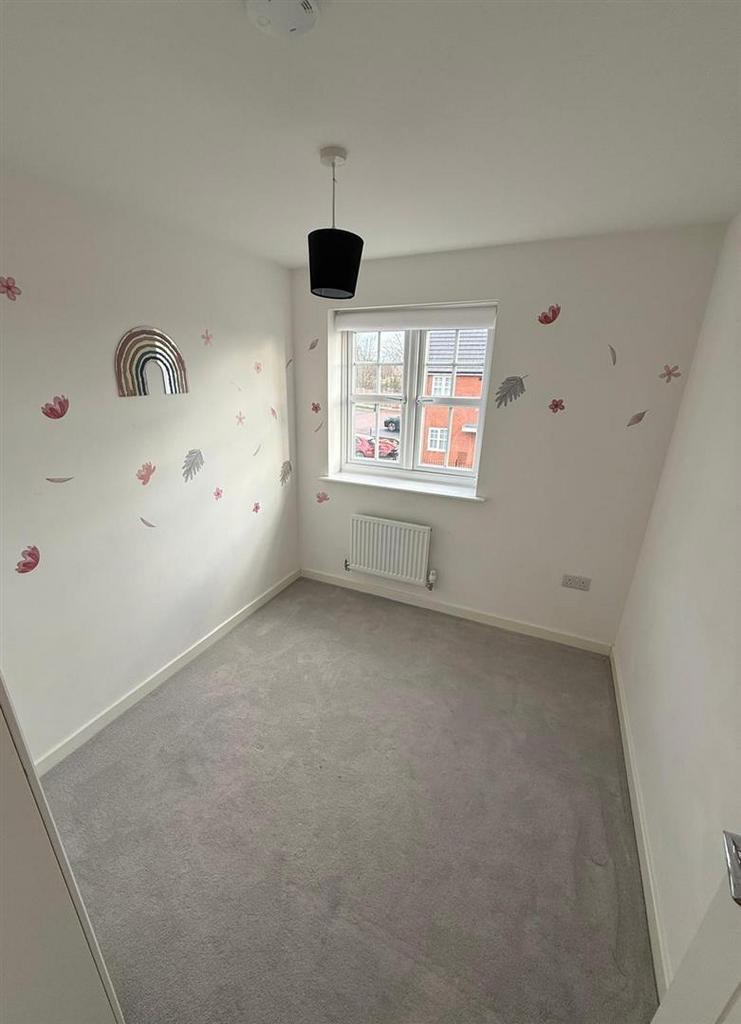 Bedroom 1 .jpeg