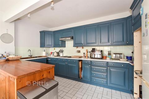undefined, Terminus Road, Cowes, Isle of Wight