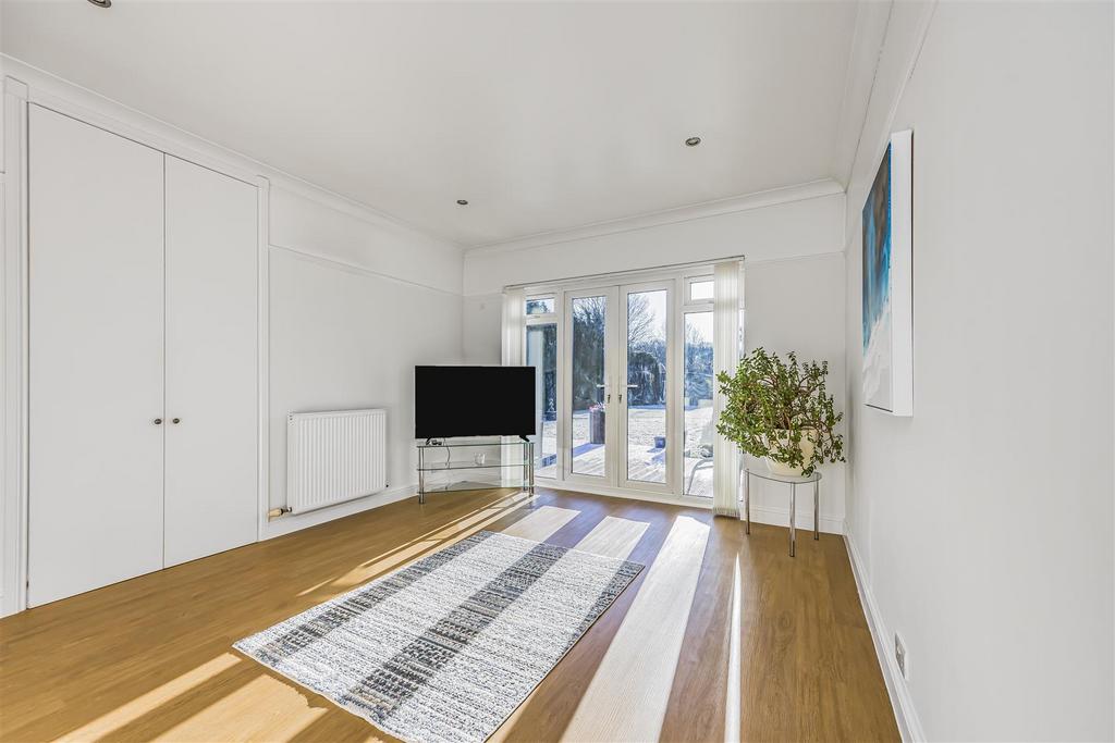 29 New Road, Lovedean-Portico Marketing-Sold By-12.J