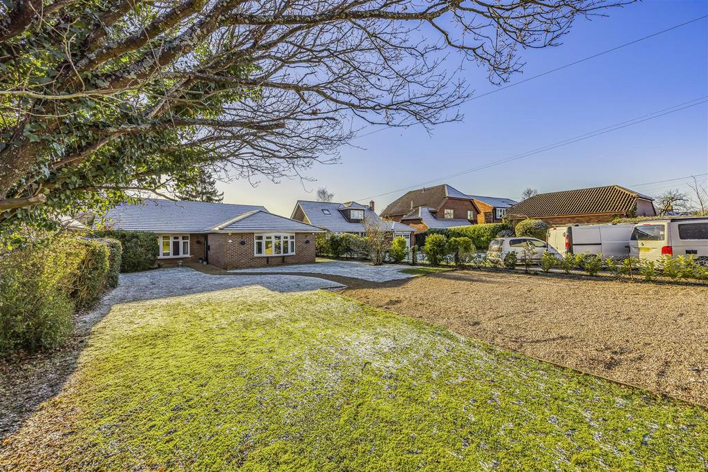 29 New Road, Lovedean-Portico Marketing-Sold By-41.J