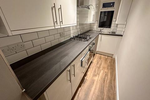 undefined, Westgate Road, L15 5BA,