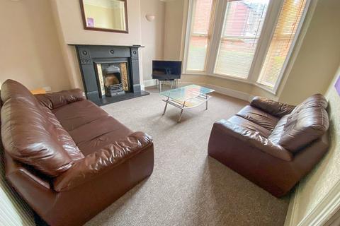 undefined, Oakbank Road, L18 1HS,