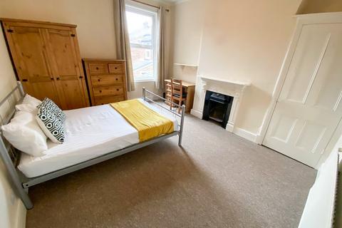 undefined, Oakbank Road, L18 1HS,