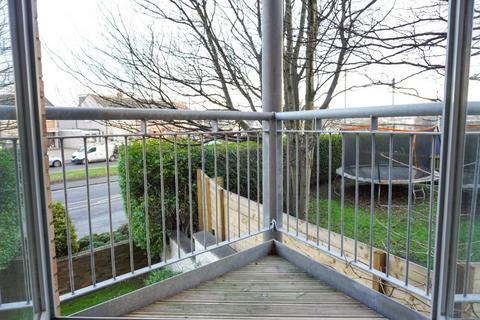 2 bedroom flat to rent, Telford Grove, Edinburgh, EH4