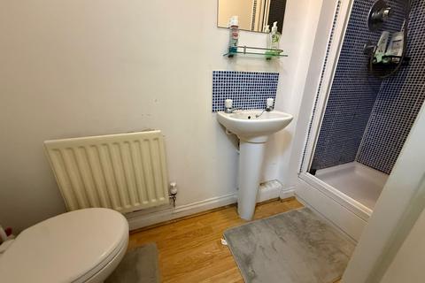 undefined, Winscar Avenue, Bradford, BD6