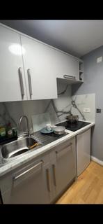 undefined, Winscar Avenue, Bradford, BD6