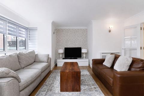 3 bedroom apartment to rent, Admiral Walk, Fleming Lodge Admiral Walk, W9