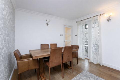 3 bedroom apartment to rent, Admiral Walk, Fleming Lodge Admiral Walk, W9