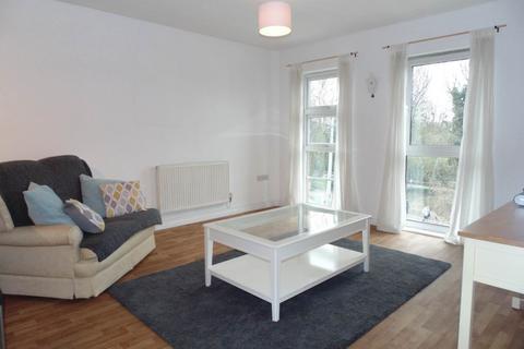 2 bedroom flat to rent, Lock Keepers Court, Cardiff CF10