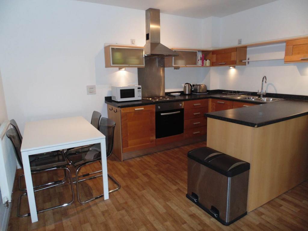 Dining kitchen