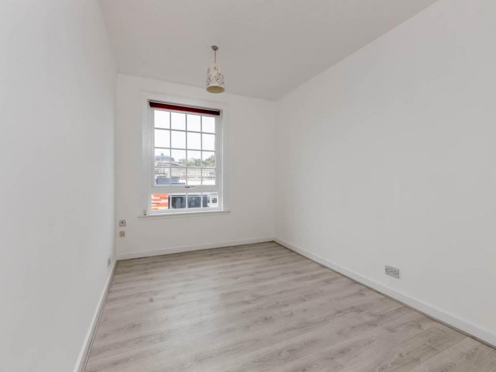 60094 Canongate011
