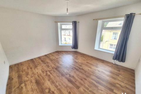 2 bedroom flat to rent, Commercial Street*, Port Talbot SA13