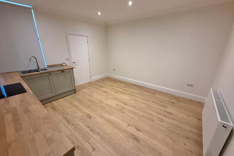 3 bedroom terraced house for sale, West Street, Hoyland, Barnsley, S74 9EQ