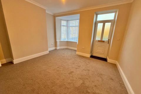 3 bedroom terraced house for sale, West Street, Hoyland, Barnsley, S74 9EQ