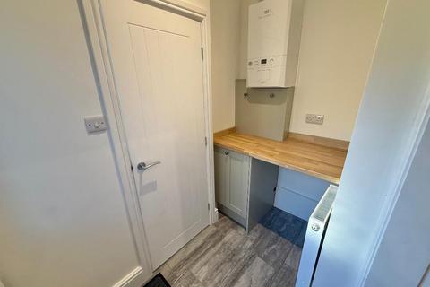 3 bedroom terraced house for sale, West Street, Hoyland, Barnsley, S74 9EQ