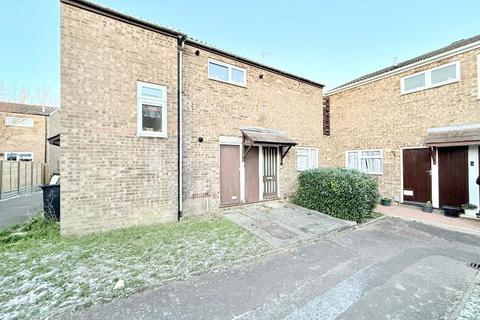 undefined, Winchester Gardens, Marsh Farm, Luton, Bedfordshire, LU3 3UD