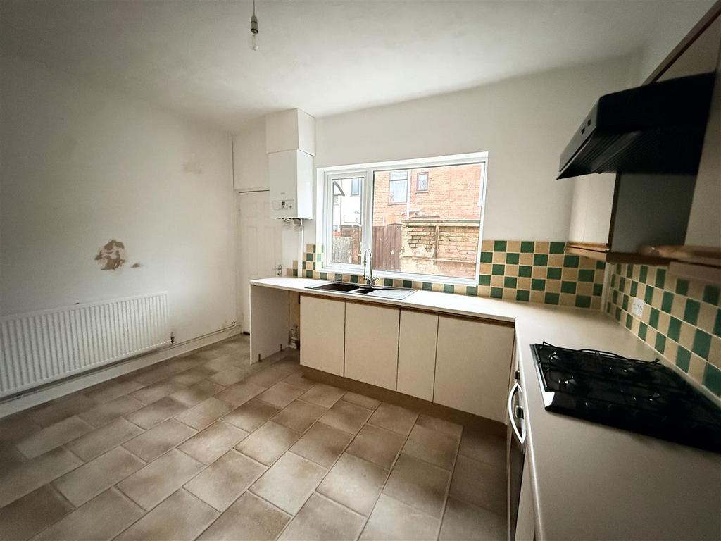 Kitchen/Dining