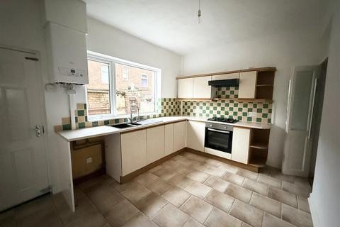 2 bedroom terraced house for sale, John Street, Tyldesley, Manchester M29 8BU