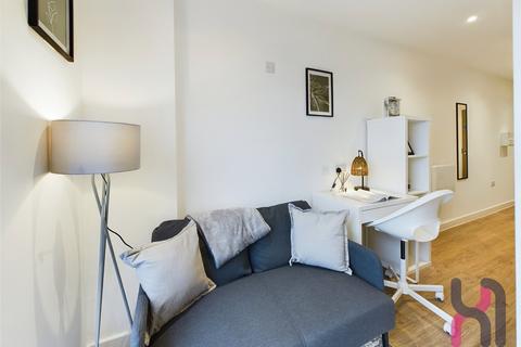 Studio to rent, Cheltenham Place,, 33 Frederick Road, Salford, M6