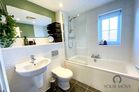 3 bedroom semi-detached house for sale, Kingcup Close, Bromsgrove B61