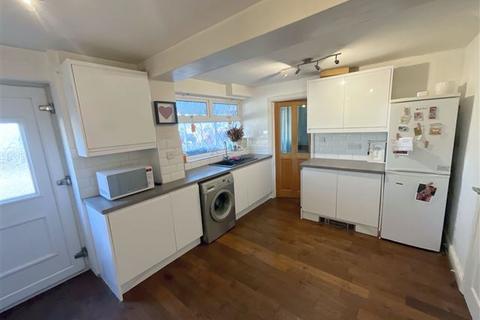 3 bedroom semi-detached house for sale, Finchwell Crescent, Sheffield, Sheffield, S13 9DE
