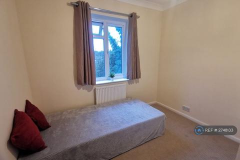 2 bedroom maisonette to rent, Kentwood Hill, Tilehurst, Reading, RG31