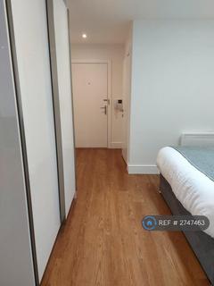 1 bedroom flat to rent, Loam House, Romford, RM7