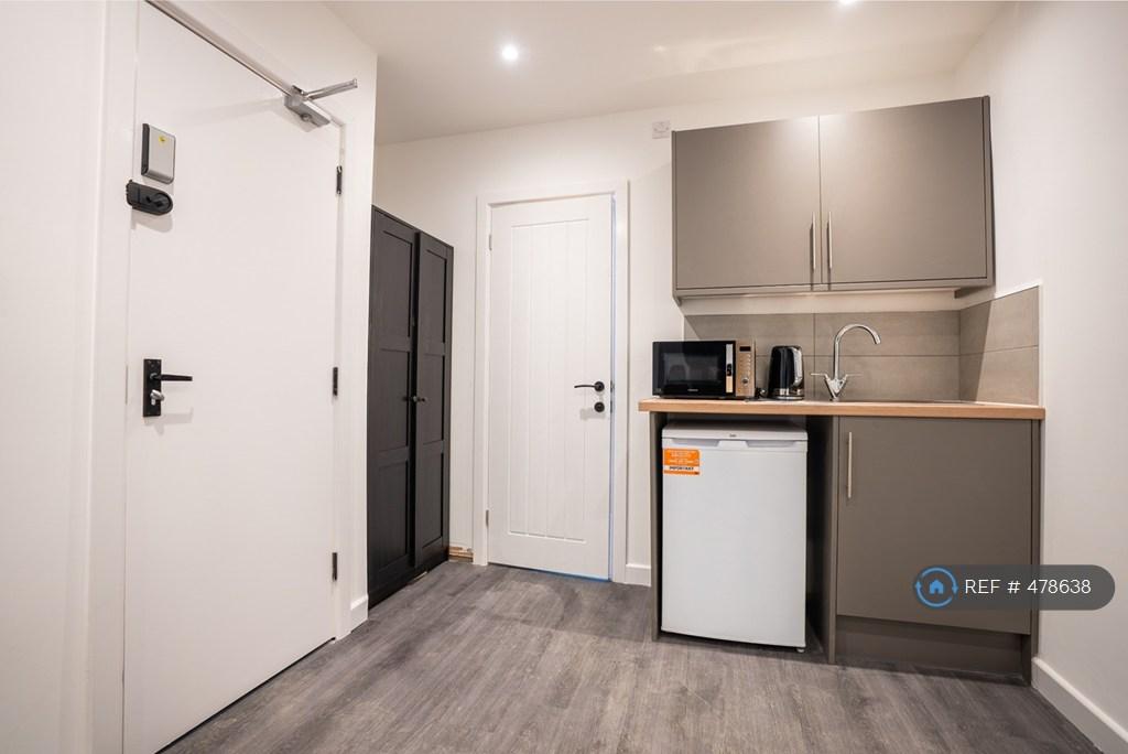 Room 4