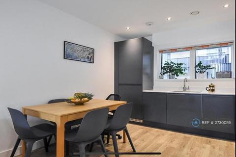1 bedroom flat to rent, Ardens Building, London, E3