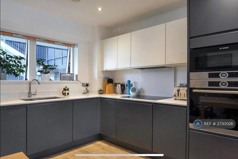 1 bedroom flat to rent, Ardens Building, London, E3