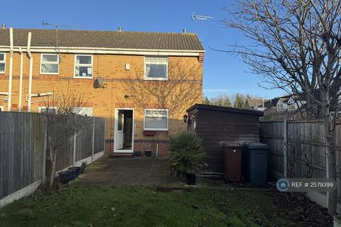 2 bedroom terraced house to rent, Bluebell Close, Scunthorpe, DN15